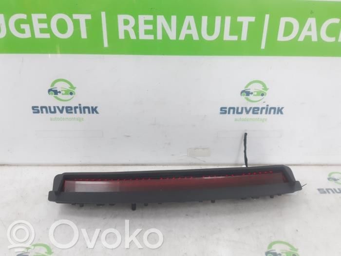 Tesla Model 3 Dritte Bremsleuchte 