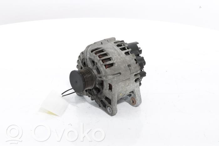 Renault Trafic III (X82) Generator/alternator 