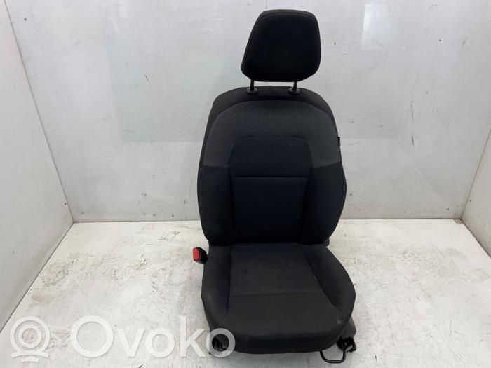 Fotel przedni kierowcy   876019042R,873515285R,873515582R