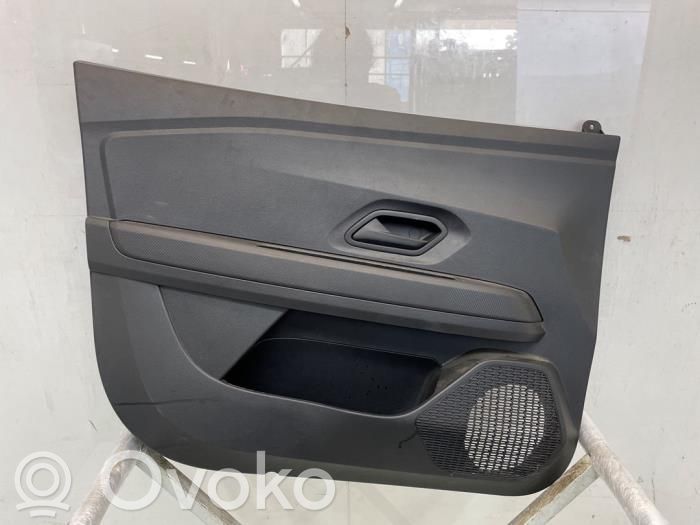 Dacia Sandero III Boczki / Poszycie drzwi przednich 