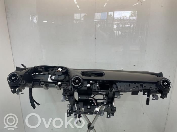 Панель   DB2W60400D02