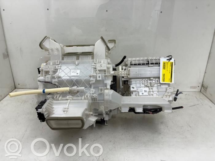Toyota RAV 4 (XA50) Obudowa nagrzewnicy 