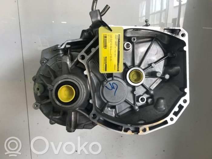 Renault Kangoo III Cutie viteze manuală cu 5 trepte 