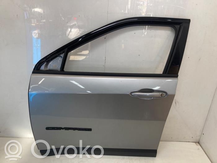 Priekinės durys   K68242543AA