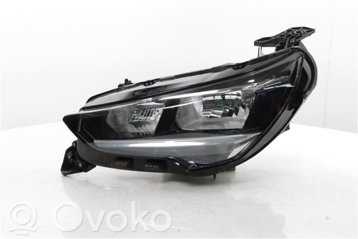 Opel Corsa F Far 