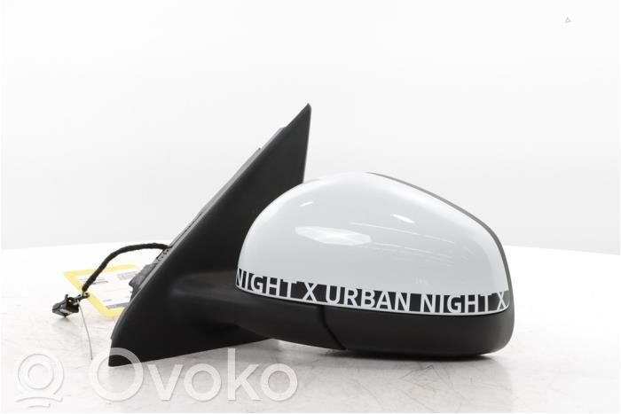 Renault Twingo III Elektryczne lusterko boczne drzwi przednich 