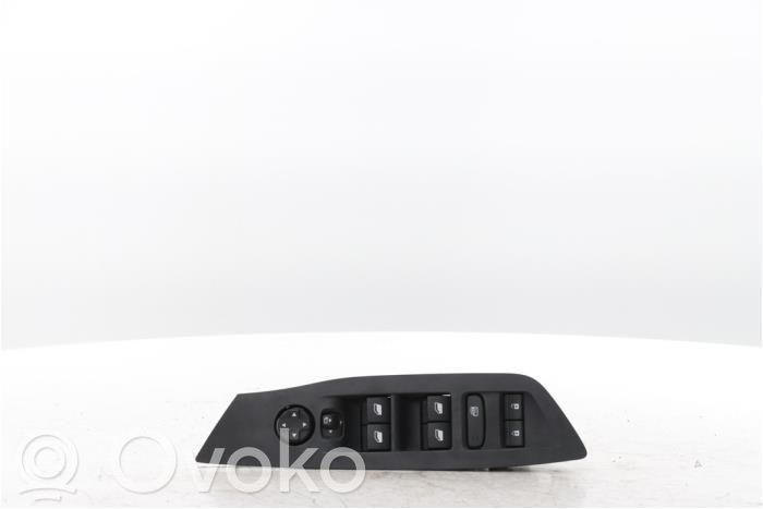 Peugeot 308 Electric window control switch 