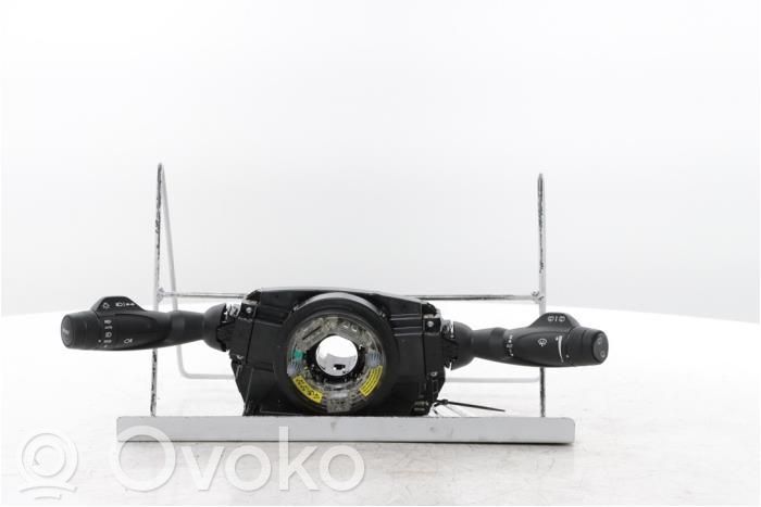 Lynk & co 01 Interruptor/palanca de limpiador de luz de giro 