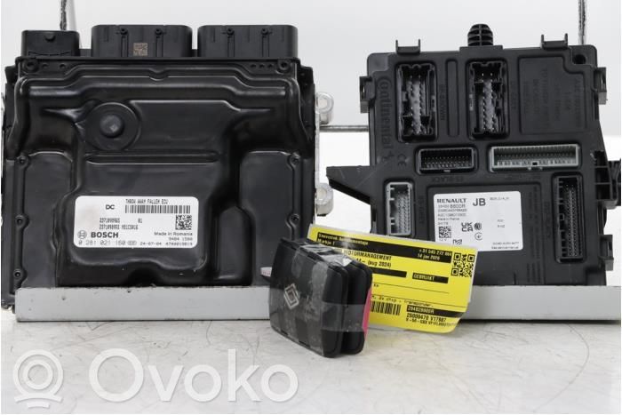 Renault Trafic III (X82) Unitate/modul de control motor 