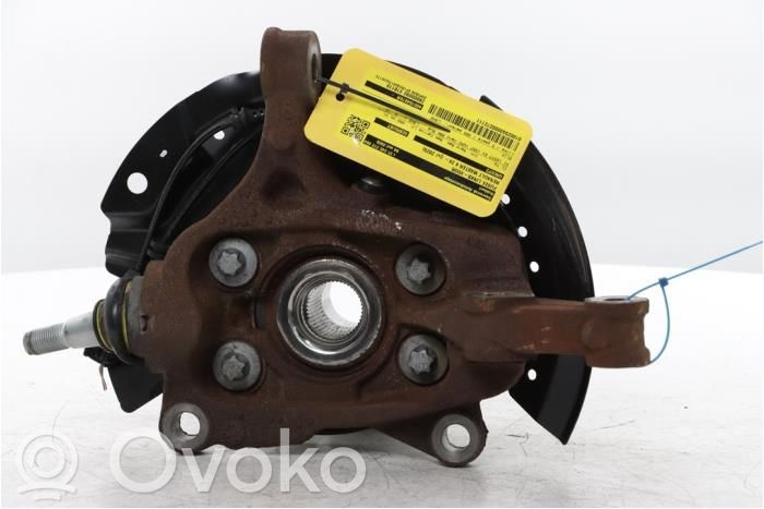 Renault Master IV Achsschenkel vorne 
