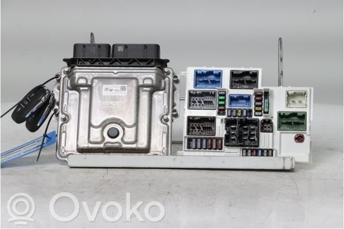 Peugeot 3008 III Engine control unit/module 