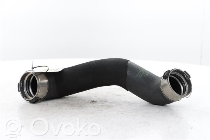 BMW 1 F40 Furtun/conductă intercooler 