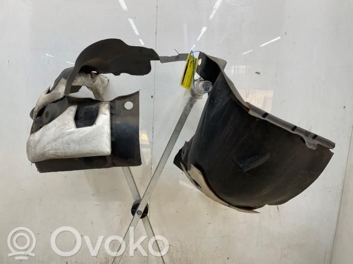 Renault Clio IV Rivestimento paraspruzzi passaruota anteriore