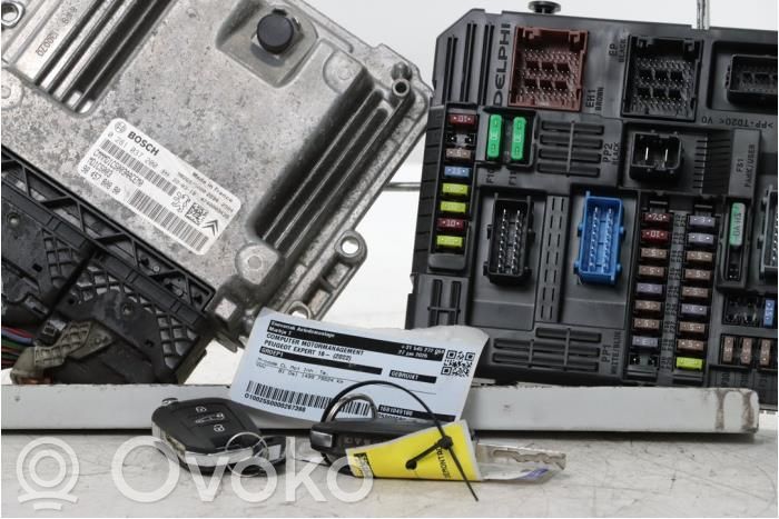 Peugeot Expert Engine control unit/module 