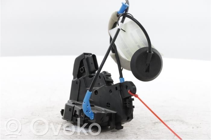 Opel Grandland X Etuoven lukko 