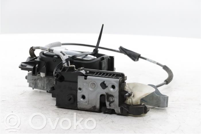 Peugeot 208 I Zamek drzwi przednich