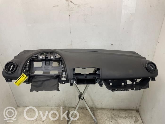 Panel de instrumentos   682000184R,681009893R,985250096R