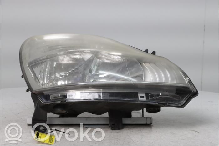 Scheinwerfer   7701069722