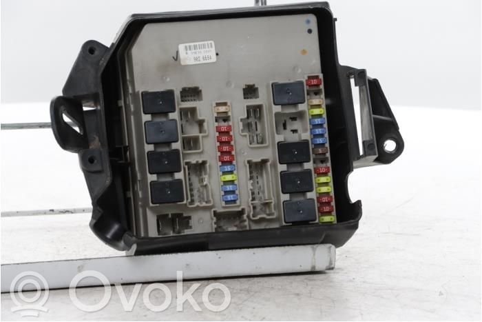 Renault Clio III Set scatola dei fusibili 