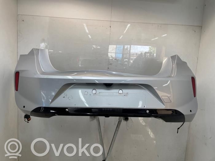 Opel Astra L Parachoques 