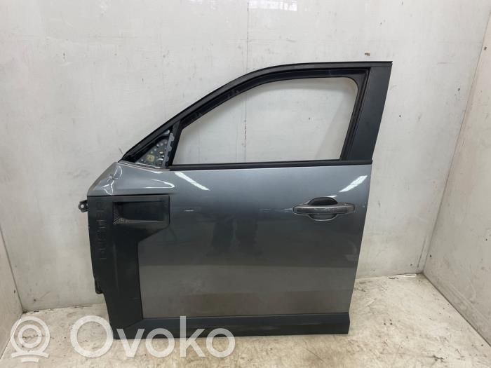 Dacia Duster III Tür vorne