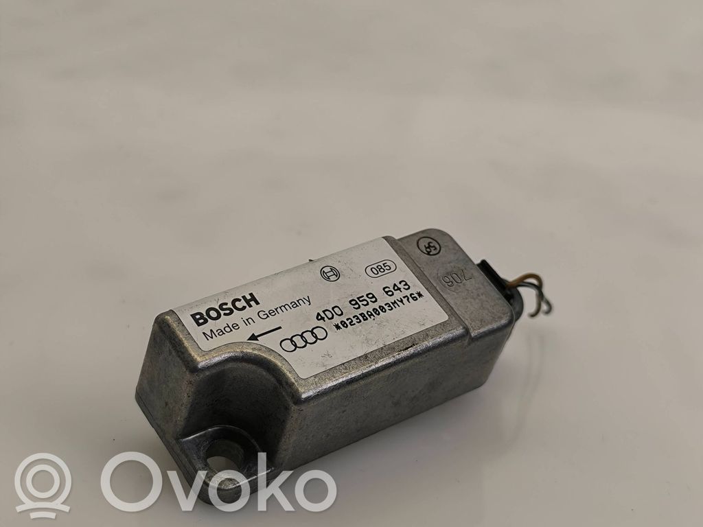 Audi A8 S8 D2 4D Airbag deployment crash/impact sensor 
