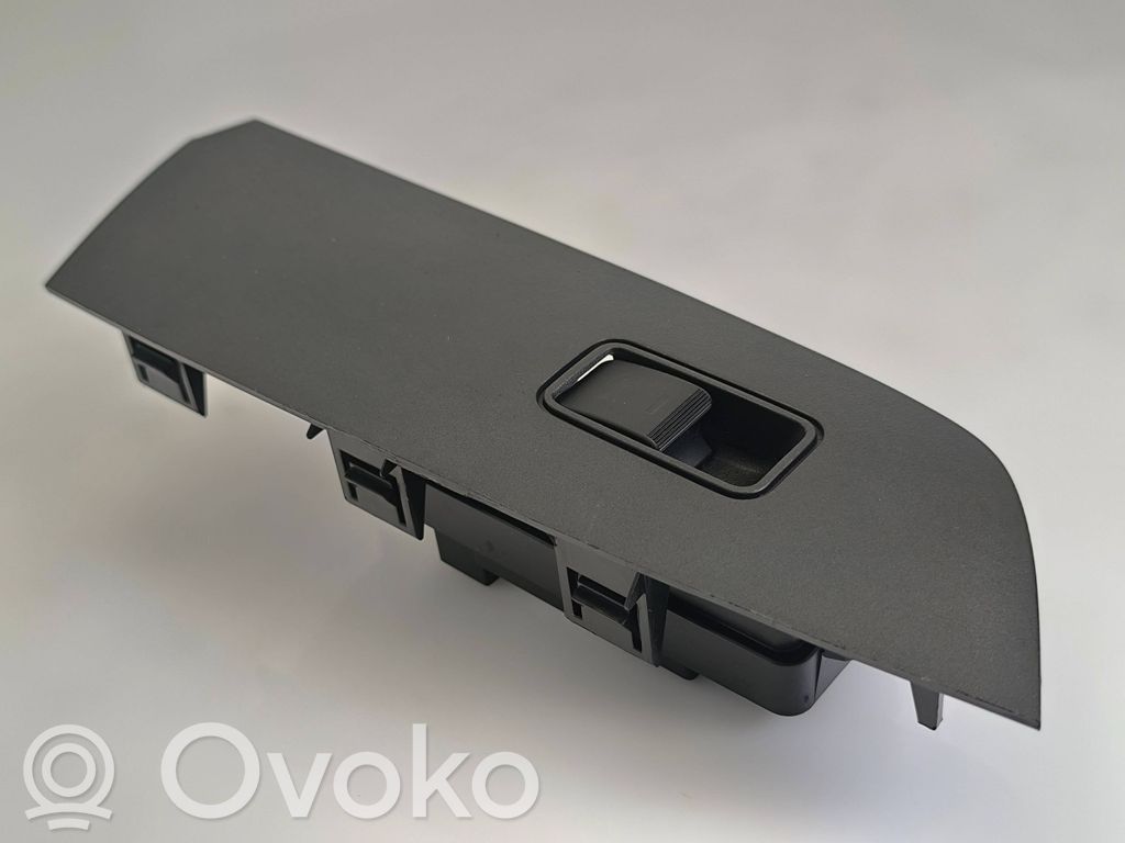 Electric window control switch   GS1D66370,03124600,K1827,GS1D684L1K4057