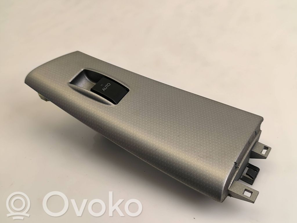 Toyota Corolla E120 E130 Electric window control switch 