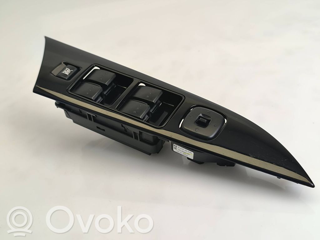 Mazda 3 I Electric window control switch 