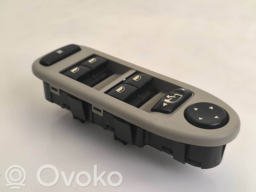 Citroen C5 Electric window control switch 