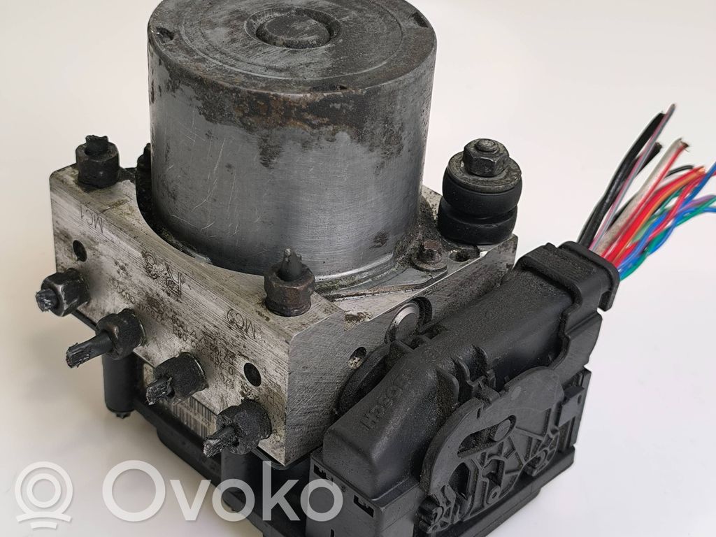 Subaru Impreza III Bomba de ABS 