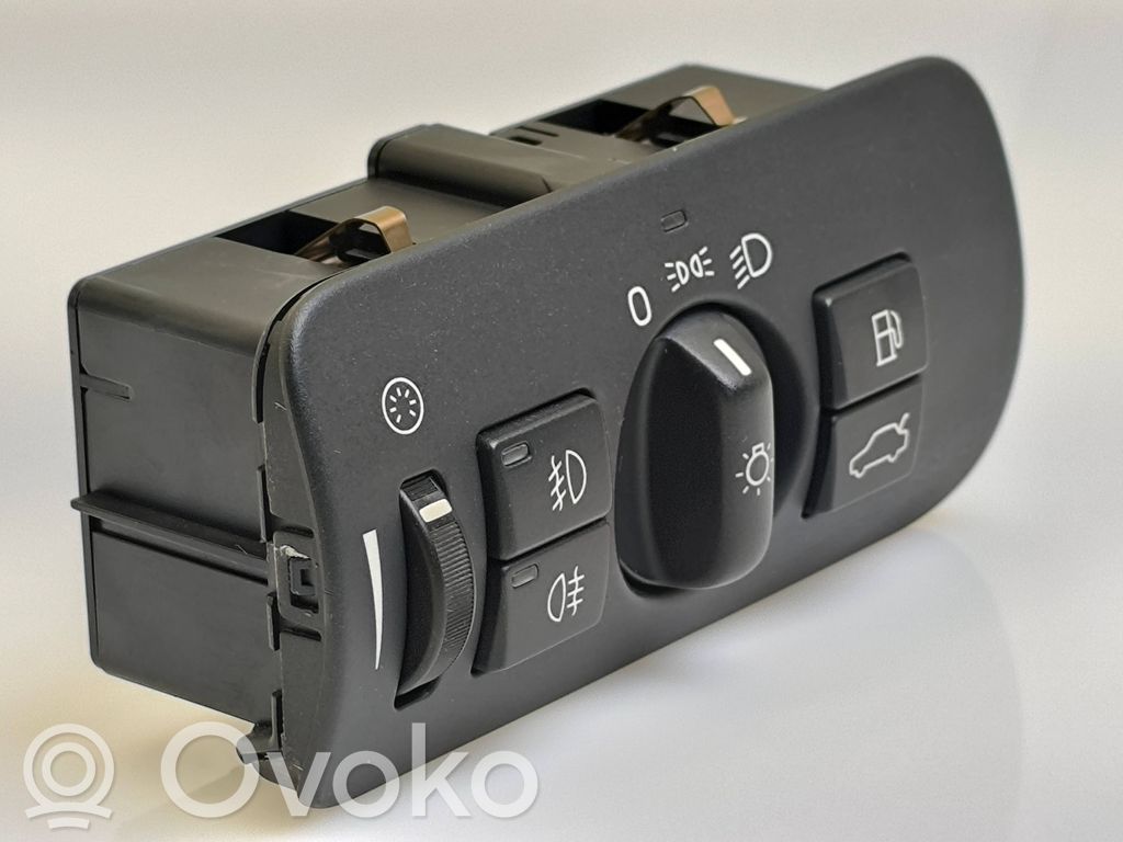 Light switch   30739414,070515B