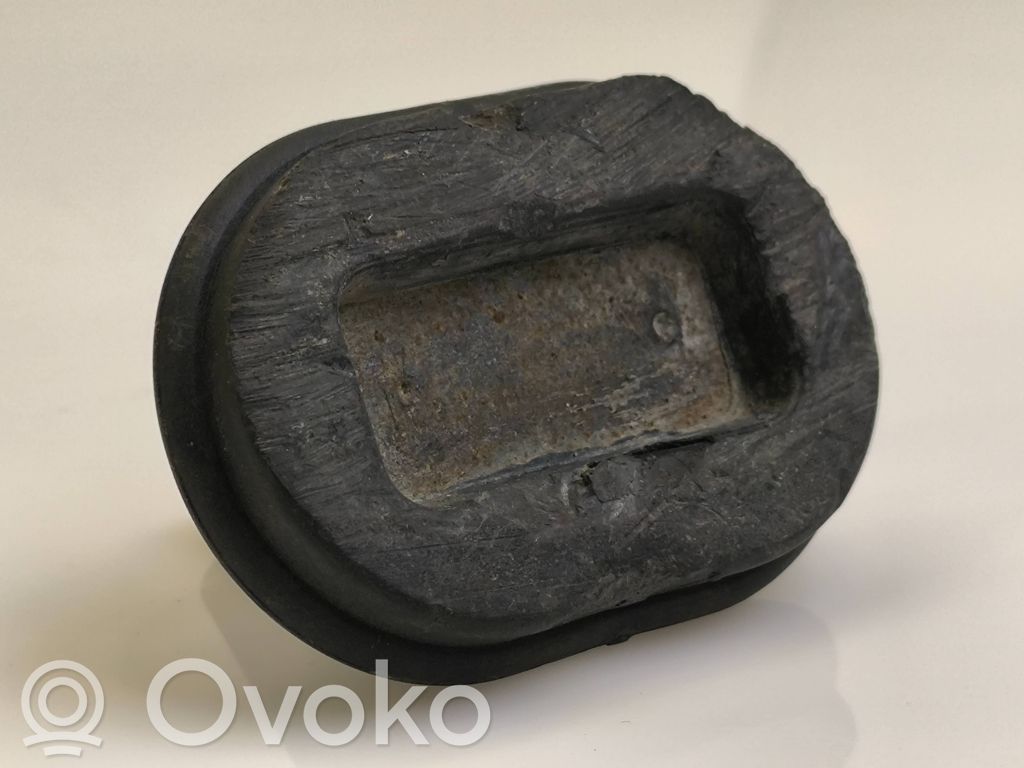 Audi A8 S8 D2 4D Tunkin nostokumi 