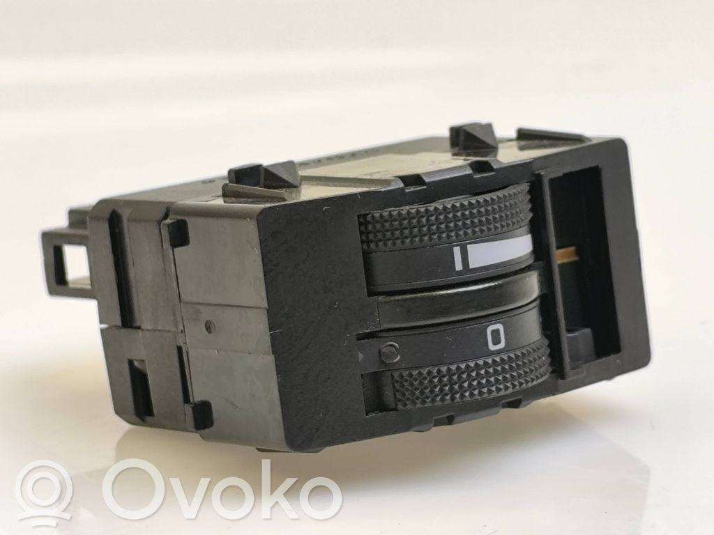 Audi A6 S6 C5 4B Headlight level height control switch 