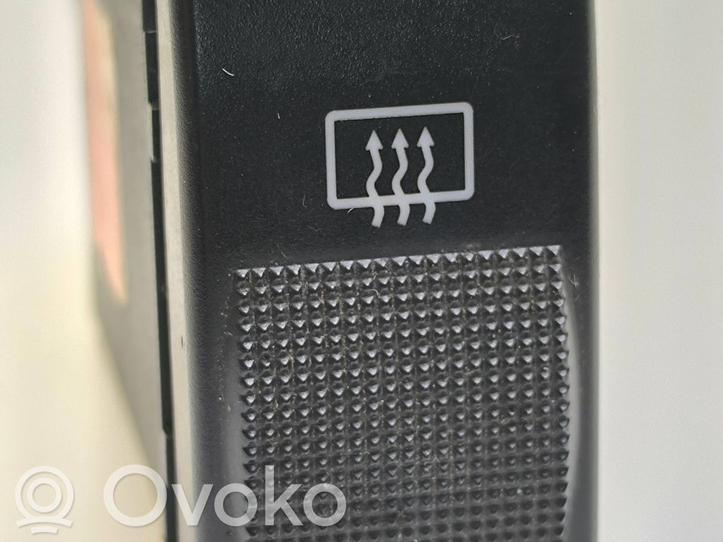 Windscreen/window heater switch   4D0941503C