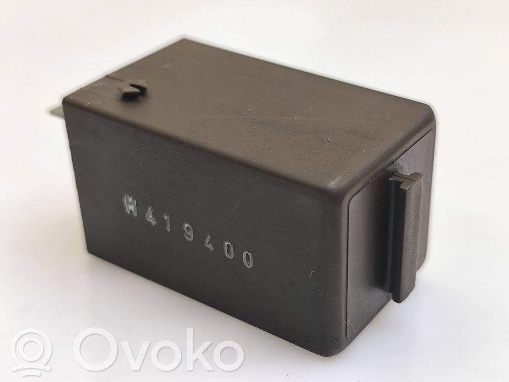 Altri relè   1391725,72AB303,M419400