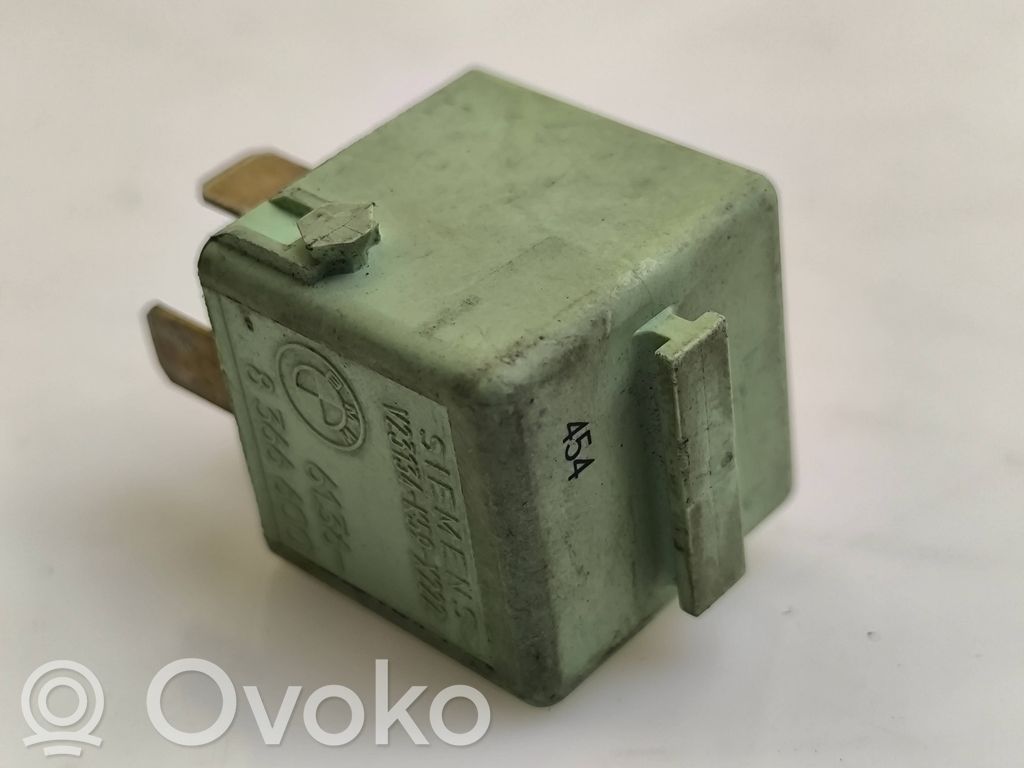 BMW 5 E39 Other relay 