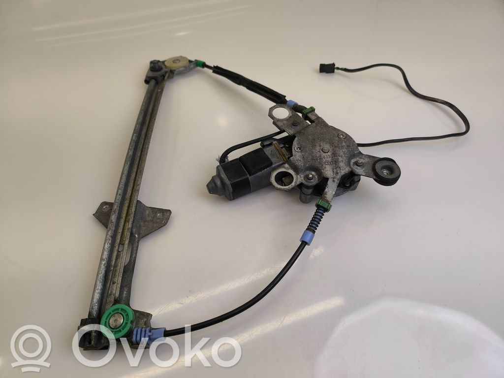 Audi A8 S8 D2 4D Regulador de puerta trasera con motor 