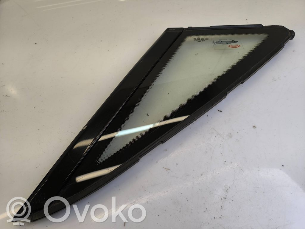 Audi A8 S8 D2 4D Rear side window 