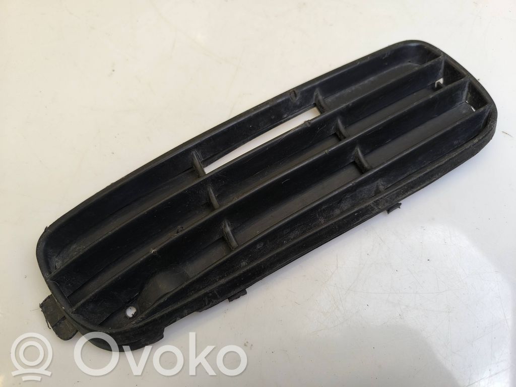 Audi 80 90 S2 B4 Front bumper lower grill 