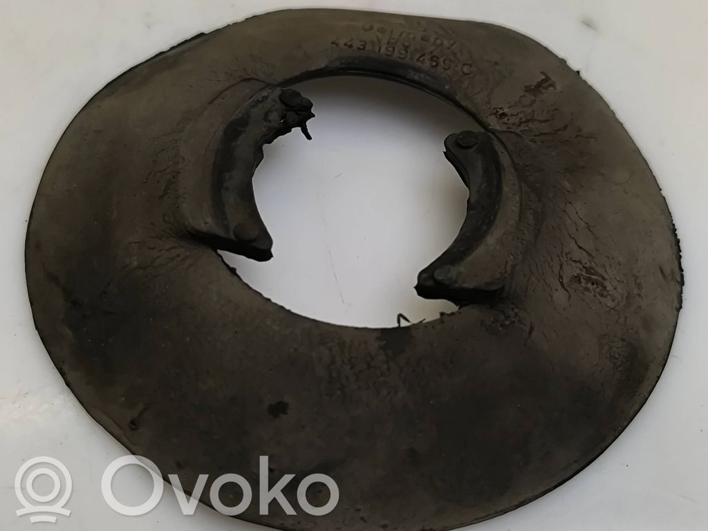 Audi 100 S4 C4 Engine mount bracket 
