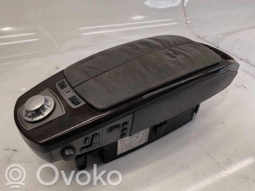BMW 7 E65 E66 Centrinė konsolė 