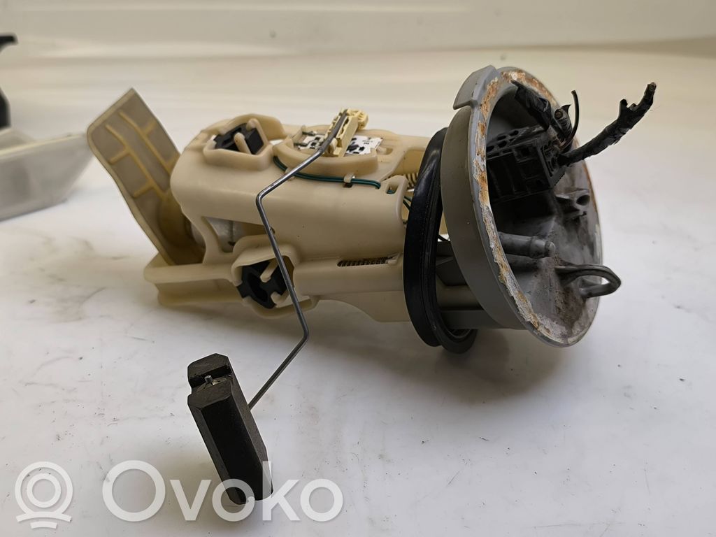 BMW 3 E46 Bomba interna de combustible 
