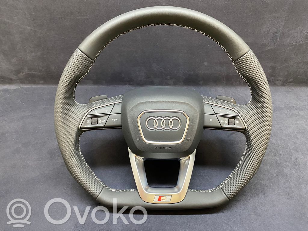 Audi Q7 4M Ohjauspyörä 
