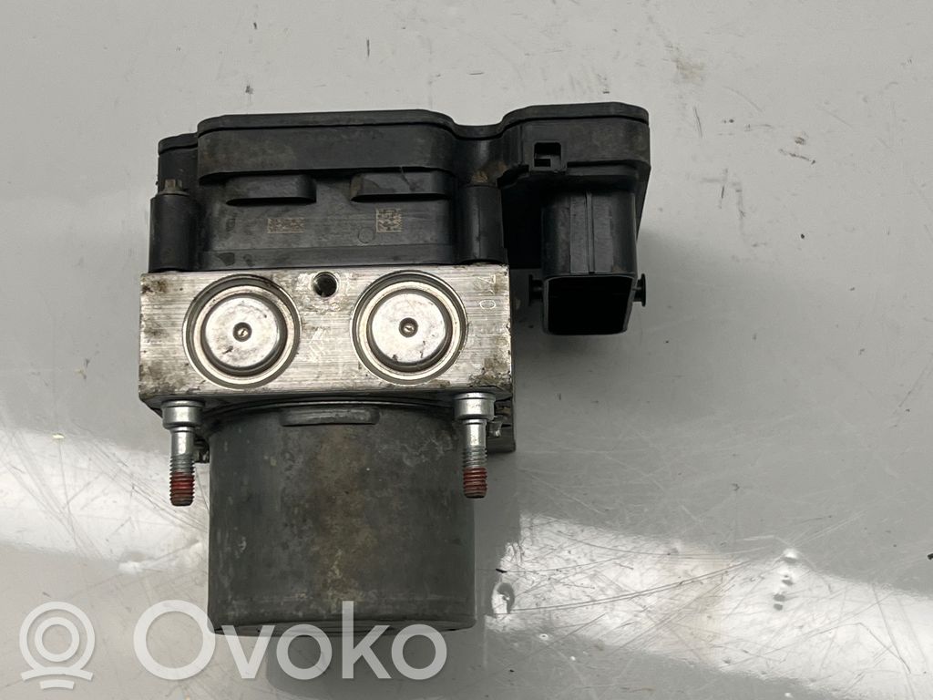 Toyota Verso-S Блок ABS 