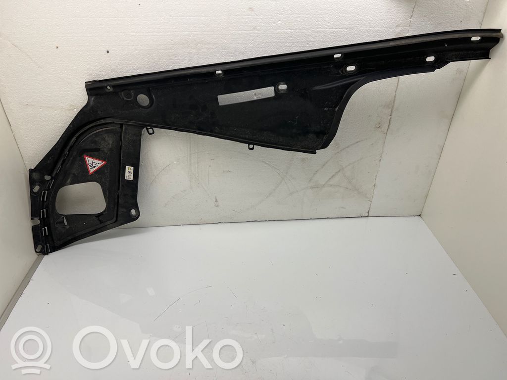 BMW 5 F10 F11 Muu moottoritilan osa 