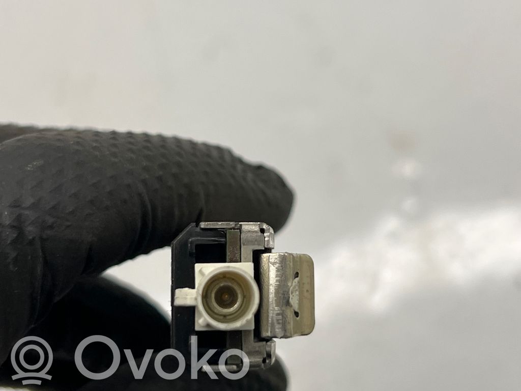 Audi A3 S3 8V Antenas pastiprinātājs 