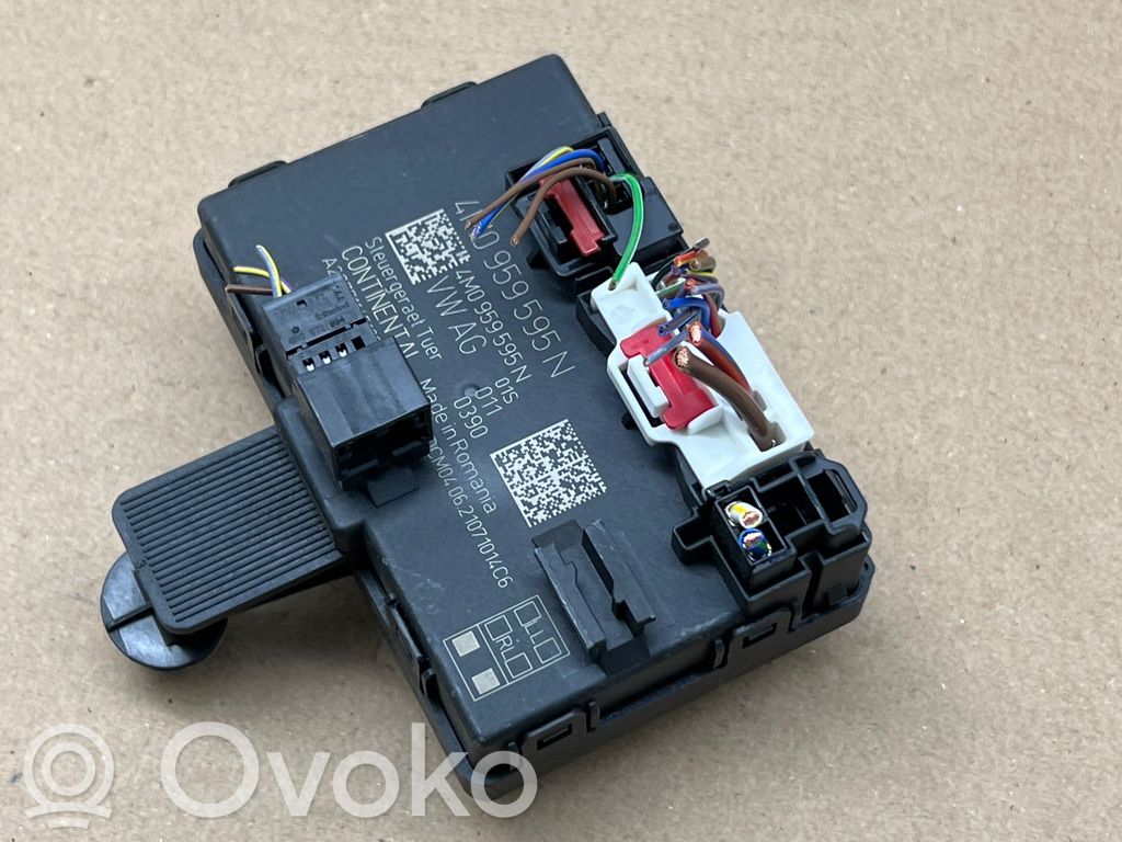 Audi Q7 4M Door control unit/module 