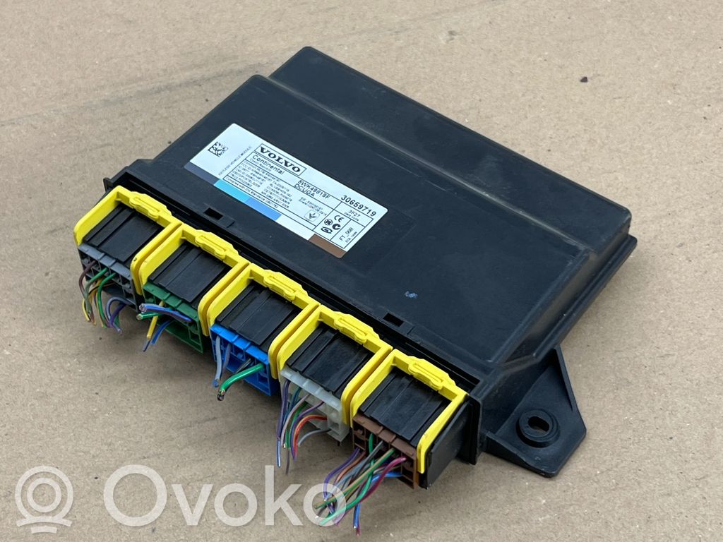 Volvo XC60 Keyless (KESSY) go control unit/module 