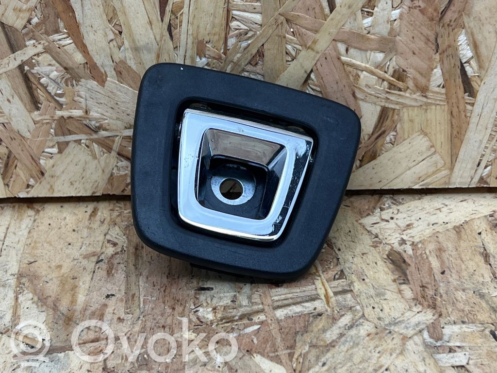 BMW 5 G30 G31 G38 Tie down hook / loop 